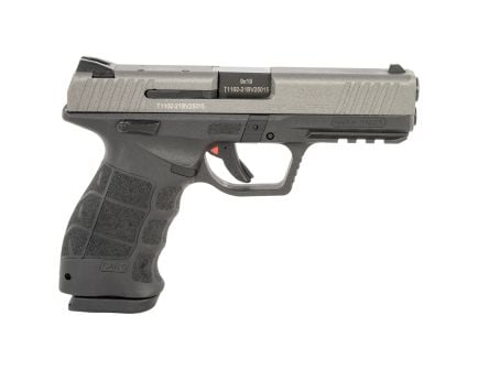 SAR USA SAR9 C 9mm 4.40" 17+1rds, Black - SAR9CKPT