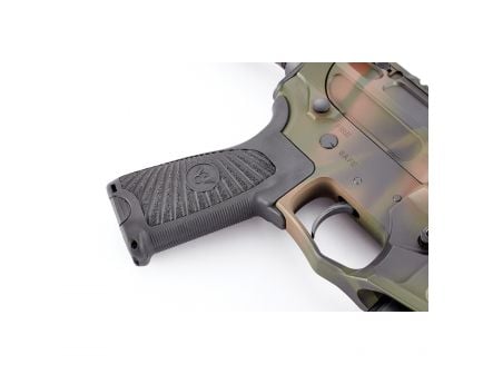Wilson Combat Pistol Grip for AR-15 Rifle, Flat Dark Earth - TR-GRIP-BLK